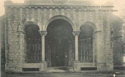 CPA Sauveterre de Bearn Portail de l'Eglise 