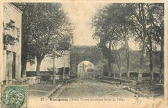 CPA Beaugency Porte Tavers ancienne Porte de Ville 