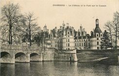 CPA Chambord Le Chateau et le Pont sur le Cosson 