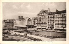 Rennes -les jardins sur la Vilaine Place de la Republique - CPA 