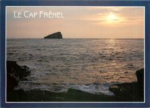 CPM Le Cap Frehel Cotes d'Armor Le cureieux rocher appete amas du cap 