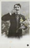 CPA Homme Fleurs