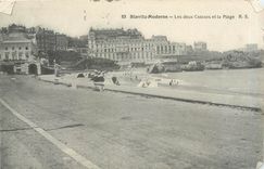 CPA Biarritz Moderne Les deux Casinos et la Plage 