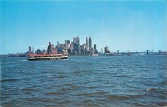 CPM Circle Line yacht showing New York City's picturesque downtown Manhattan skyline