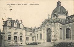 CPA Rennes - Asile St-Meen - Cour d'Honneur
