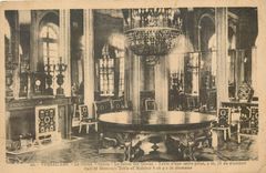 CPA Versailles Le Grand Trianon Le Salon des Glaces 