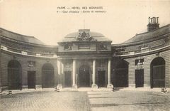 CPA Paris Hotel des Monnaies Cour d'Honneur Entree du Monnayage 