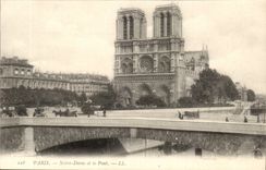 Paris - 4 - Notre Dame and the Bridge - CPA
