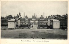 Fontainebleau - Sight External of the Castle - CPA