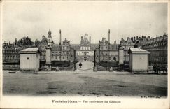 Fontainebleau - Sight External of the Castle-- CPA