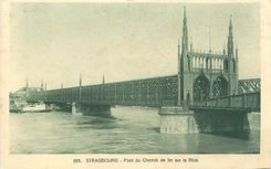 CPA Strasbourg Pont du Chemin de fer sur le Rhin 