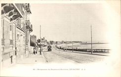 Le Havre CPA Perspective du boulevard Maritime