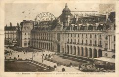 CPA Rennes - Palais du Commerce et jardins sur la Vilaine