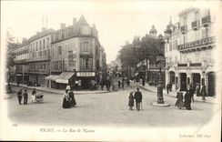 Vichy - the street of Nimes - CPA
