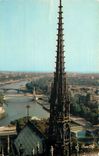 CPM PARIS- LA FLECHE NOTRE DAME
