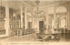 CPA VERSAILLES-Le grand trianon-Le salon des Glaces