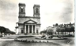 CPA SAINT BIEUC-L'Eglise Michel