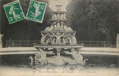 CPA Parc de Versailles - La Pyramide