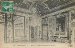 CPA VERSAILLES - Le Palais - Salle des Guardes de la Reine