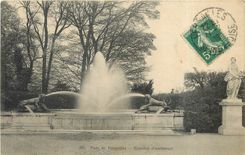 CPA Parc de Versaille - Combat d'animaux