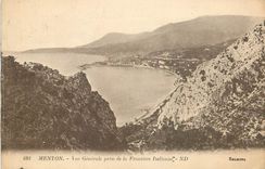 CPA Menton vue generale prise de la Frontiere Italienne 