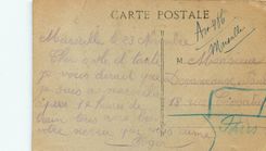 CPA Marseille un coin du vieux port et N d de la Garde Bateaux