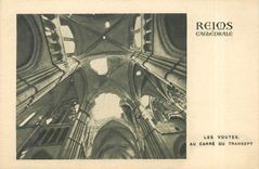 CPA Reims Cathedrale les voutes au carre du Transept 