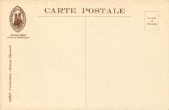 CPA Reims cathedrale la GRande Nef Vers l'Entree les tours apparaissent a travers les trous d'Obus a