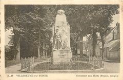 CPA Villeneuve sur Yonne Monument aux Morts 