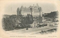 CPA Chateau de Pierrefonds Vue prise du Lac 