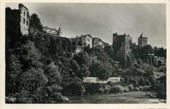 CPA Sauveterre de Bearn BP Les ruines des Souverains du Bearn et le Tour Montreal Le Gave aux beaux 