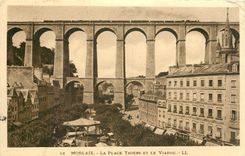 CPA Morlaix la place Thiers et le Viaduc 