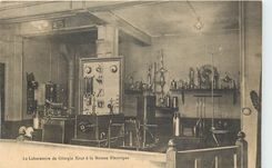 CPA La Laboratoire de Georgia Knap a la Maison Electrique Paris