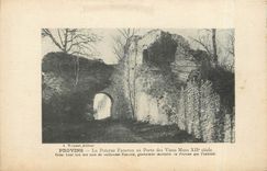 CPA Provins la poterne faneron ou porte des vieux murs XII siecle 
