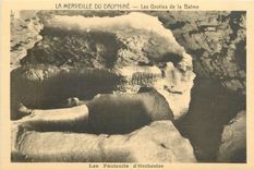 CPA La Merveille du Dauphine les grottes de la Balme les Fauteuils d'Orchestre 