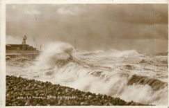 CPM Le Havre Effet des Vagues 