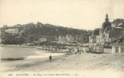 CPA Le Havre  -  La Plage et le Casino Marie-Christine