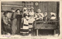 CPA Breton Noce Reception of invite by are engaged (folklore caps costume)