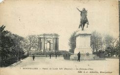CPA Montpellier statue de Louis XIV Peyron le chateau d'Eau 