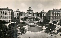 CPA Marseille ensemble du Palais Longchamp 