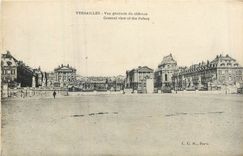 CPA Versailles vue generale du chateau 