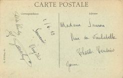 CPA Reims Place d'Erlon Militaria