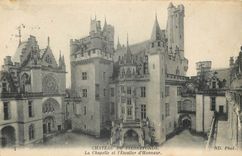 CPA Chateau de Pierrefonds La Chapelle et l'Escalier d'Honneur 