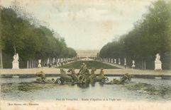 CPA Parc de Versailles Basson d'Apollon et le Tavis vert 
