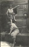 CPA Lit clos a etage Bretagne La courte echelle enfant