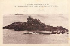 CPA St Quay portrieux ( C du N) Gerbot d' Avoine un des rochers les plus important de la region