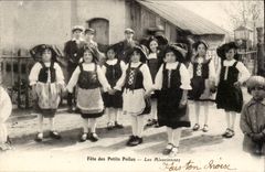 CPA Celebrate small hairy Alsatian Militaria