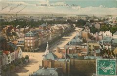 CPA Reims Vue generale de la Place d'Erlon 