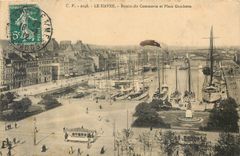 CPA Le Havre Bassin du Commerce et Place Gambetta Bateaux Tramway