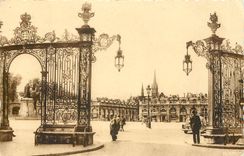 CPA Nancy Les grilles de Jean Lamour Place Stanslas